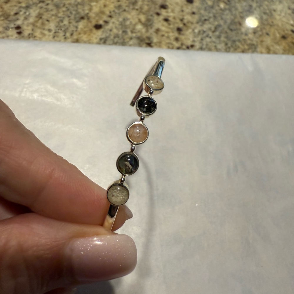 Chic Silver Dune Multi-Stone Bracelet - image 3